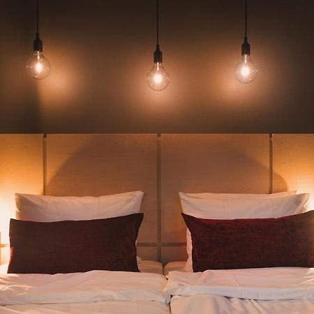 Svalbard Hotell | The Vault Longyearbyen Zewnętrze zdjęcie